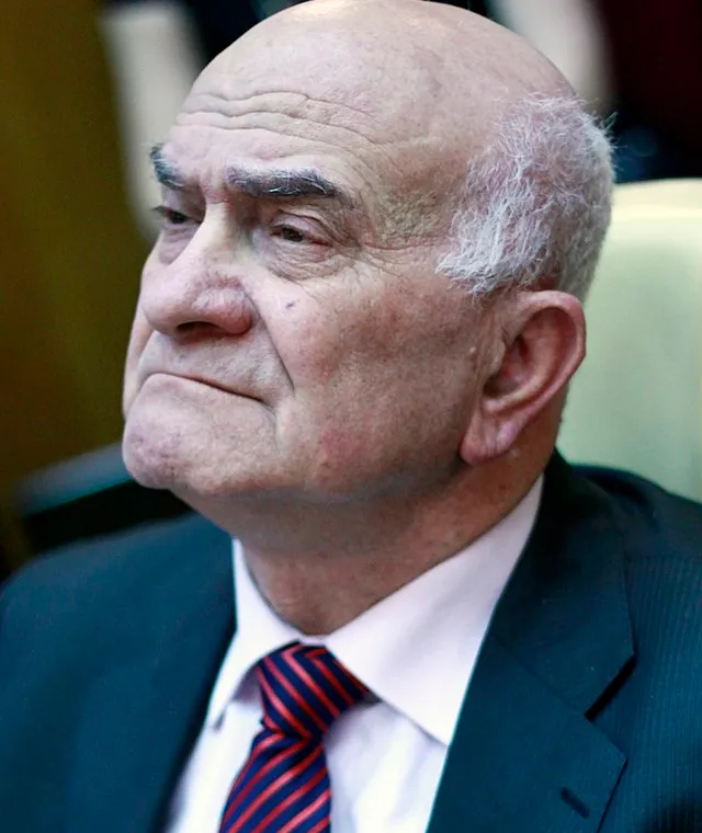 Ясин Евгений Григорьевич