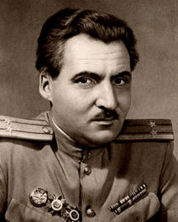 Симонов, Константин Михайлович