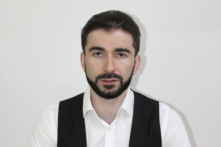 биография и факты об Исламе Гедиеве